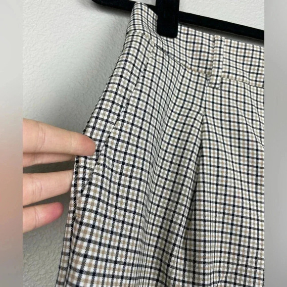 Banana Republic Women’s 6 PETITE Highrise Tapered Pleat Front Crop Ankle Pants P - Picture 3 of 15